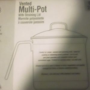 Multi pot with straining lid